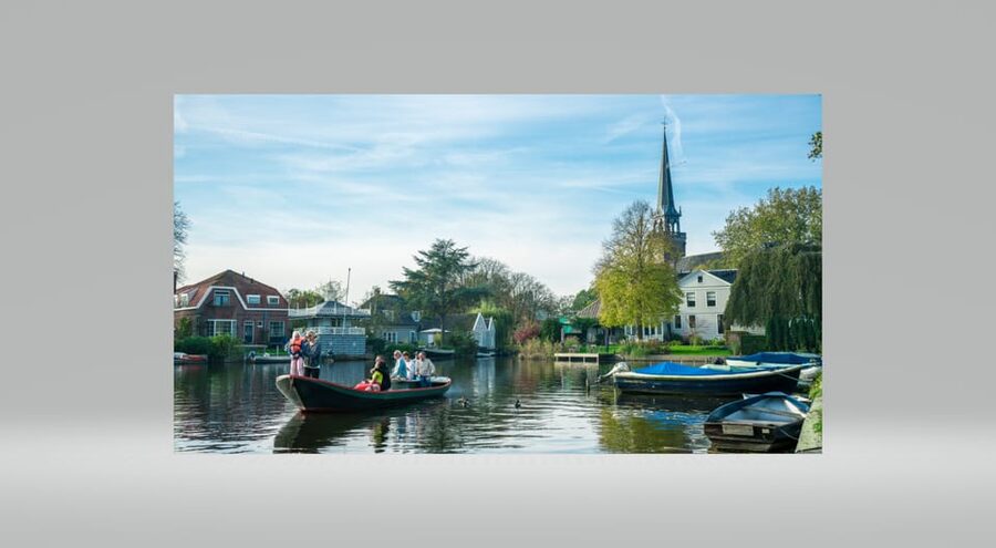 Volendam: Bike Rental including Highlights-Routes - Marken and the 10 km dike: wooden houses, alleys, and lighthouse views