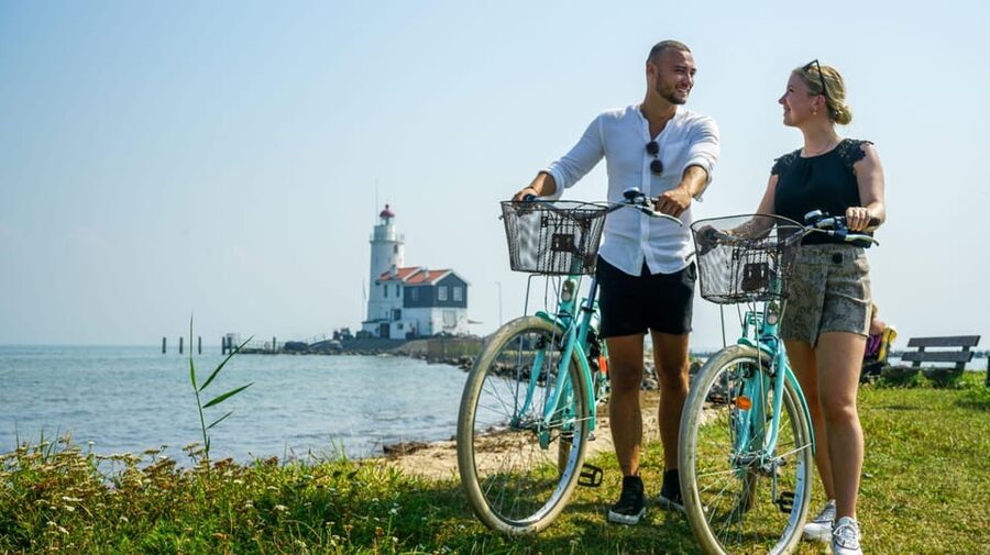 Volendam: E-Bike Rental including Highlights-Routes - Why Volendam is a smart starting point for North Holland cycling