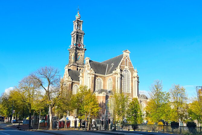 Walking Tour about Golden Age Architecture, private local guide - Torensluis and the World of Mercantile Facades, Including Crooked Houses