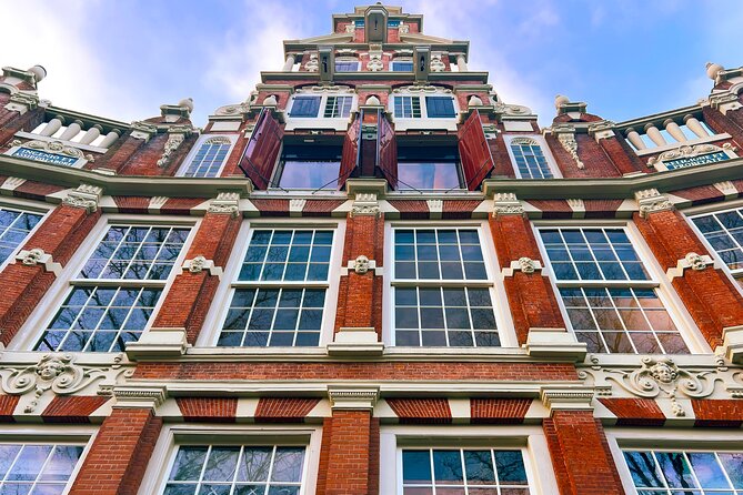 Walking Tour about Golden Age Architecture, private local guide - Ronde Lutherse Kerk: Domes and the Renaissance Peak