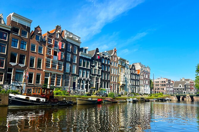 Walking Tour about Golden Age Architecture, private local guide - Dam Square, Where Amsterdam’s Power Showed Up First
