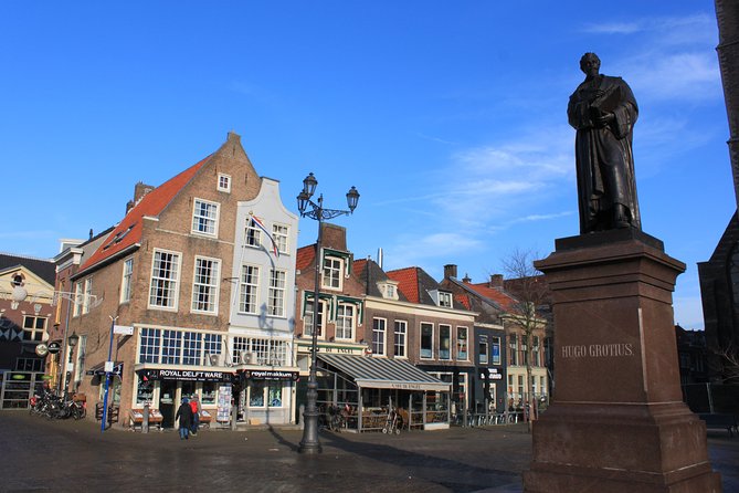 Walking Tour of Delft - The City of Orange and Blue - Starting at Nieuwe Kerk, how this Delft walk stays focused