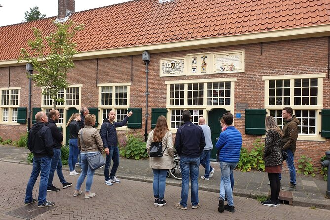 Walking Tour of Delft - The City of Orange and Blue - The father of our nation killed, a somber stop built into the route
