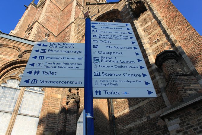 Walking Tour of Delft - The City of Orange and Blue - What logistics to plan for: finding the guide, rain, and your four-legged friends
