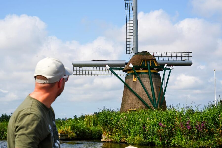 Warmond: Windmill Cruise and Keukenhof Entry Ticket - On Board Rederij van Hulst: What the Ship Feels Like