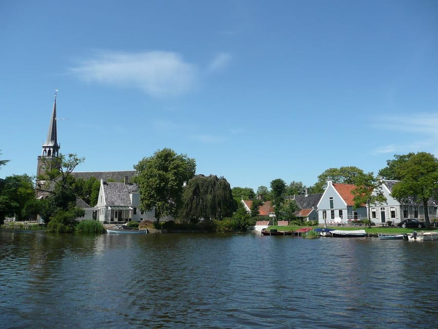 Whisperboat rental in beautiful area close to Amsterdam - Your Captain Role: Easy Electric Driving Without the Stress