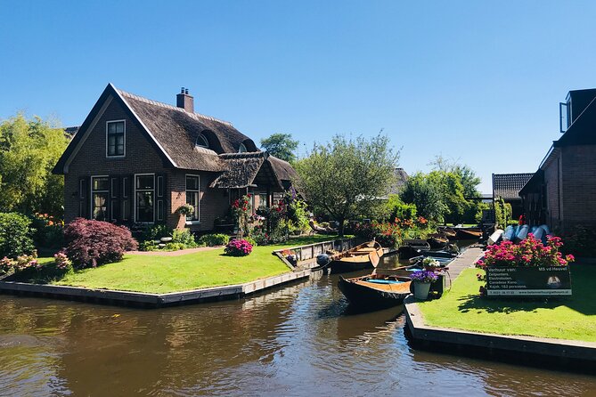 Zaanse Schans and Giethoorn Small-Group Tour with Hotel Pick-Up - Key highlights to look for