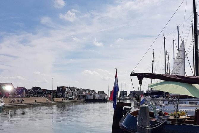 Zaanse Schans and Volendam Private Tour – Clogs, Cheese and More - Stop 4 in Volendam: Dike and Harbor Walk, Plus Fish When You Want It