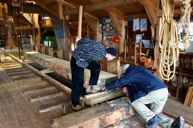 Zaanse Schans Windmills and Volendam Small-Group Tour from Amsterdam - Stop 2: Irene Hoeve Clogs and Cheese, Hand Work You Can See